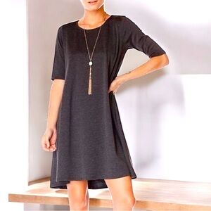 Golden Tote Cut + Sew Short Sleeve Charcoal‎ Gray Swing Dress